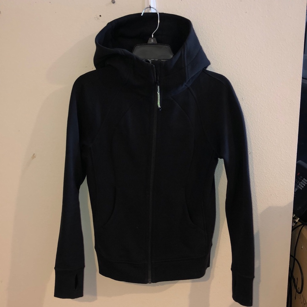 Lululemon Athletica Sweatshirt